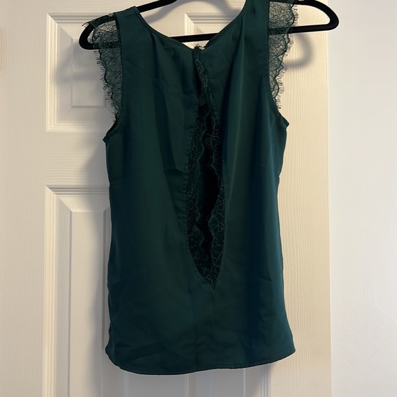 Open Back Tank Top - Picture 2 of 3